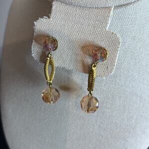 Vintage amber drop earring in amber colors